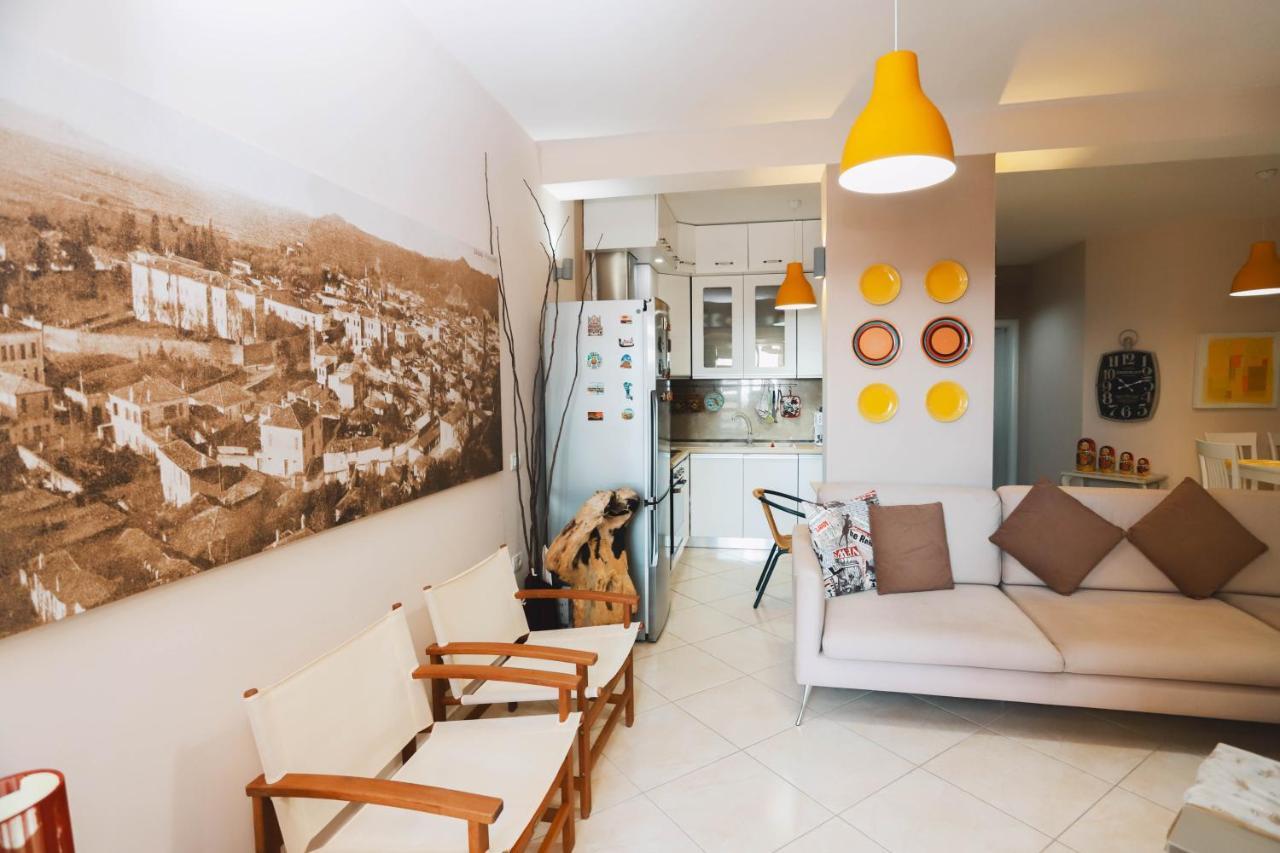 Large Apartment Near The Seaside Boulevard Lungomare Vlorë Extérieur photo