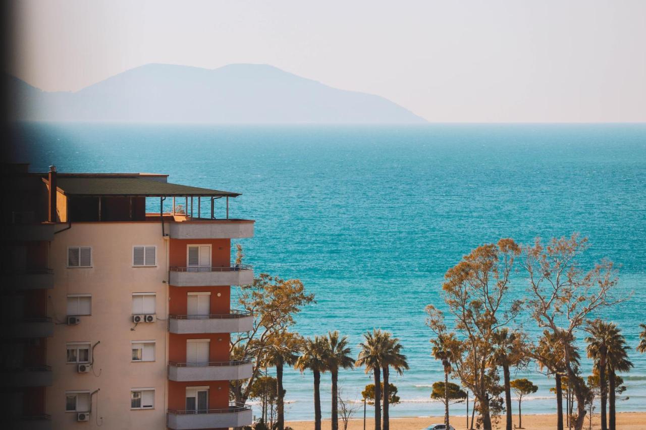 Large Apartment Near The Seaside Boulevard Lungomare Vlorë Extérieur photo