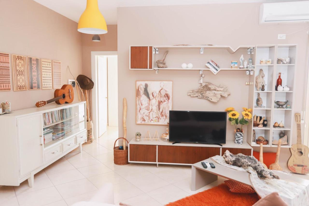 Large Apartment Near The Seaside Boulevard Lungomare Vlorë Extérieur photo
