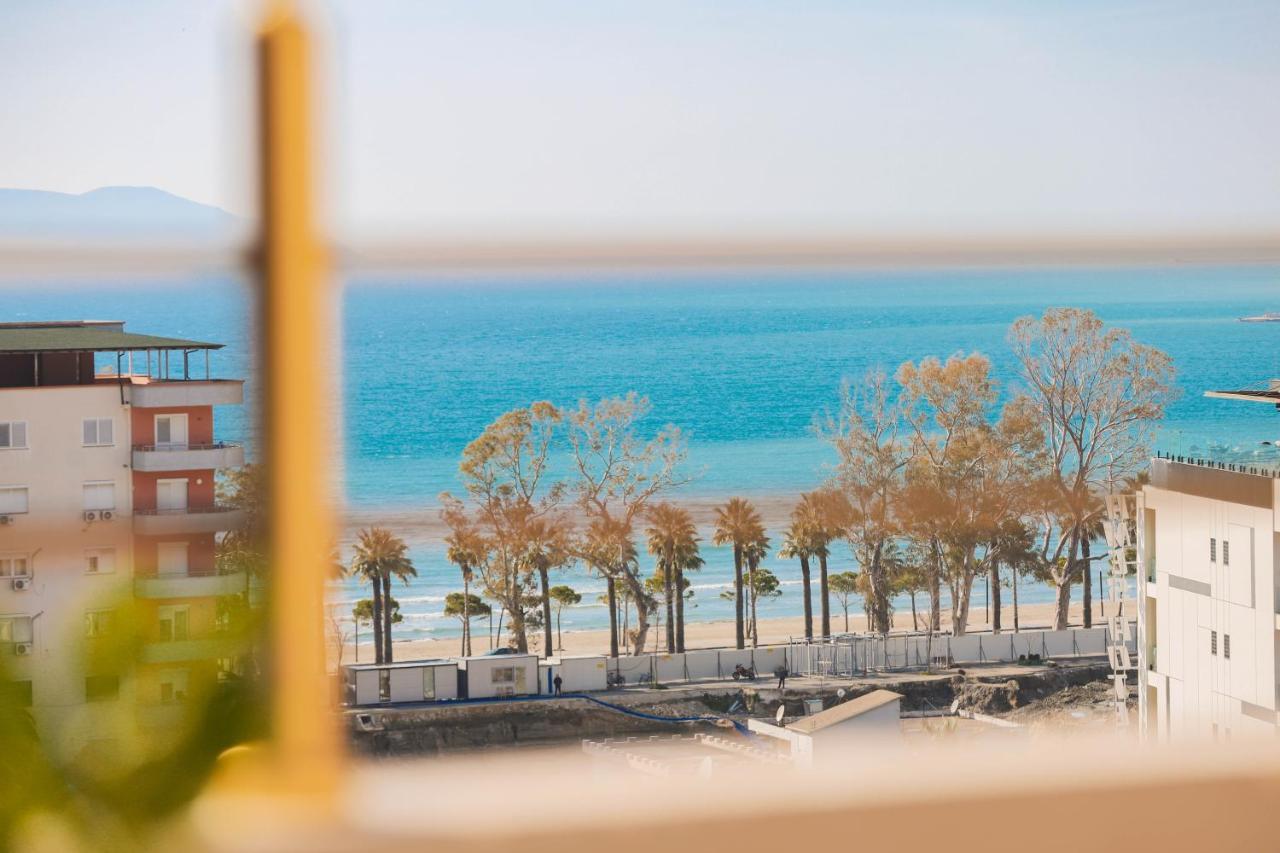 Large Apartment Near The Seaside Boulevard Lungomare Vlorë Extérieur photo